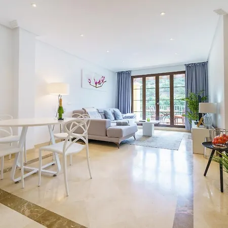 Los Arqueros Golf With Pool Apartment Benahavis